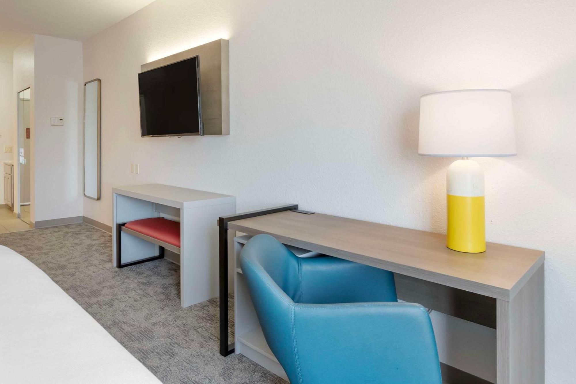 Comfort Inn & Suites Davenport - Quad Cities Екстер'єр фото