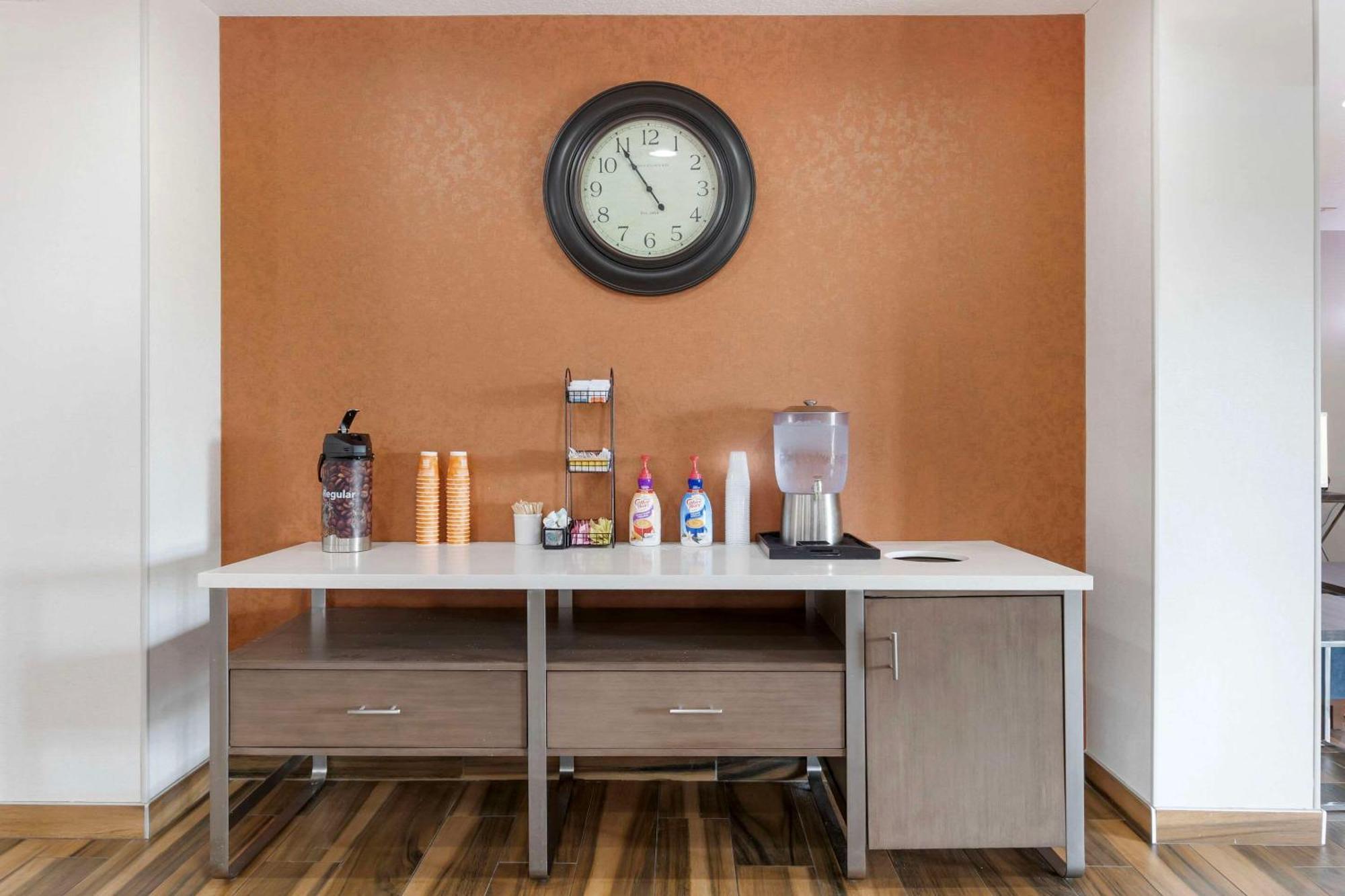 Comfort Inn & Suites Davenport - Quad Cities Екстер'єр фото