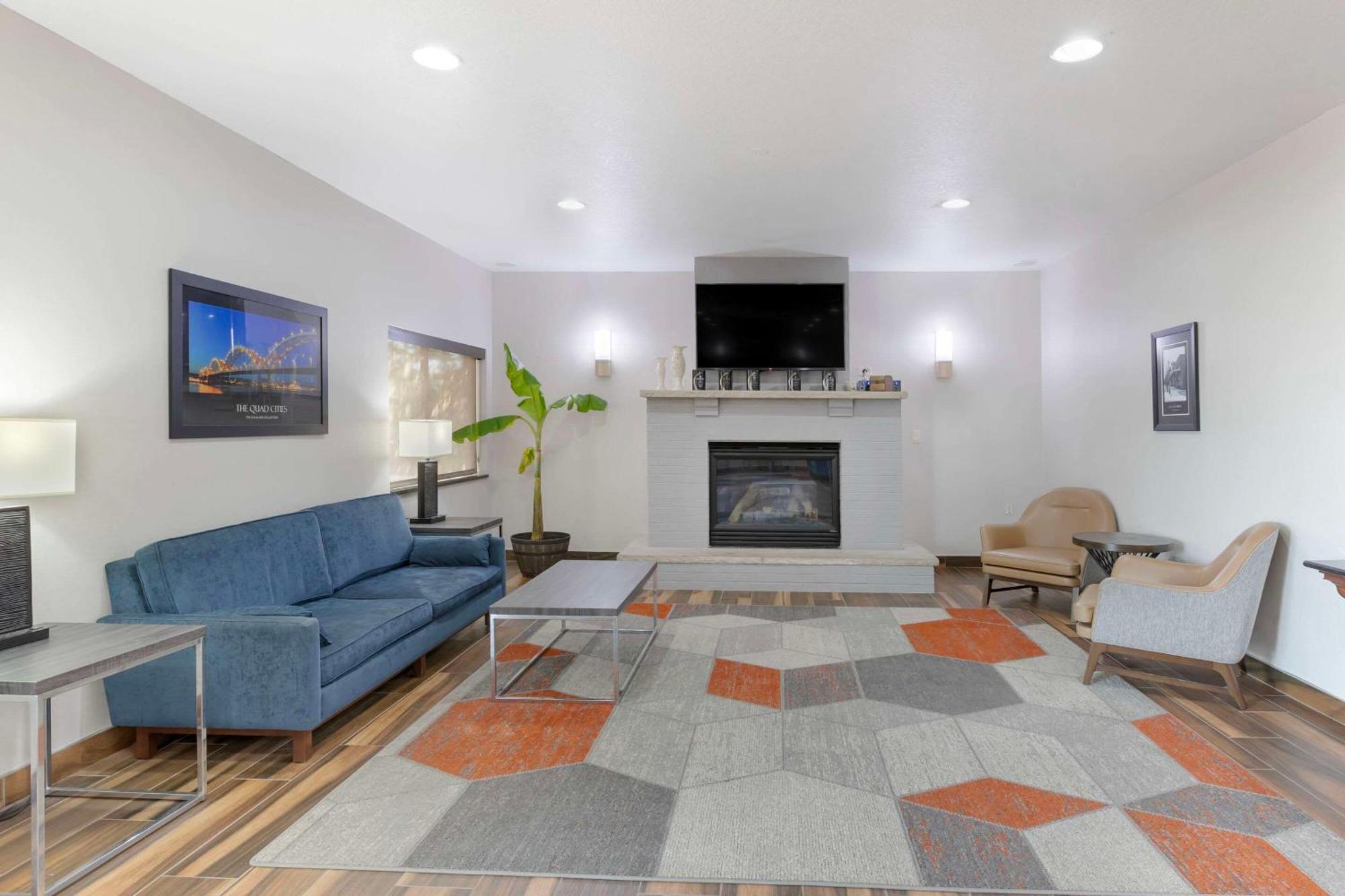 Comfort Inn & Suites Davenport - Quad Cities Екстер'єр фото